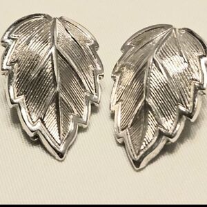 Vintage Silver Tone Double Leaf Clip-On Earrings